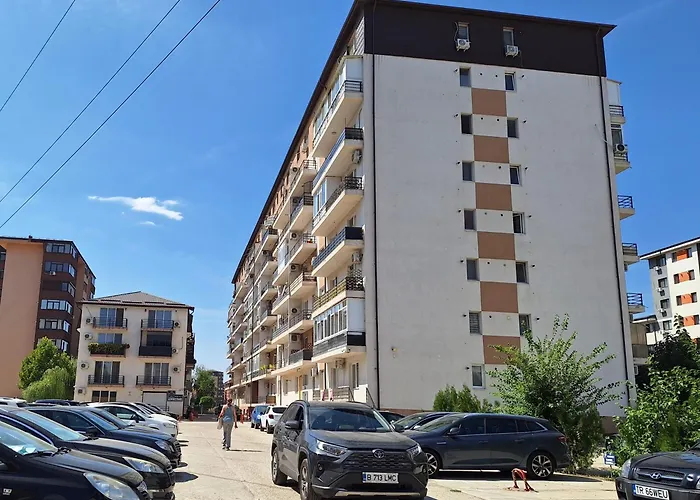 Relax Si Confort 2 Militari Cu Parcare Inclusa *