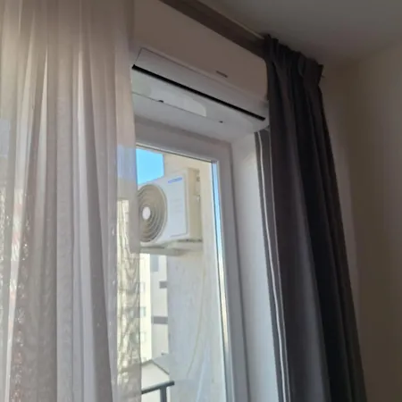 Διαμέρισμα Relax Si Confort 2 Militari Cu Parcare Inclusa